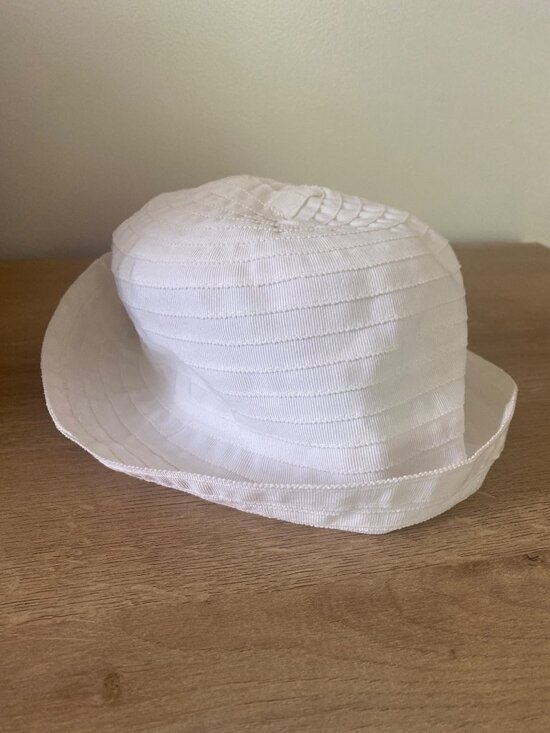 N/A Accessories - Women's White Cotton Blend Bucket Hat With Ribbed Texture Lightweight & Durable